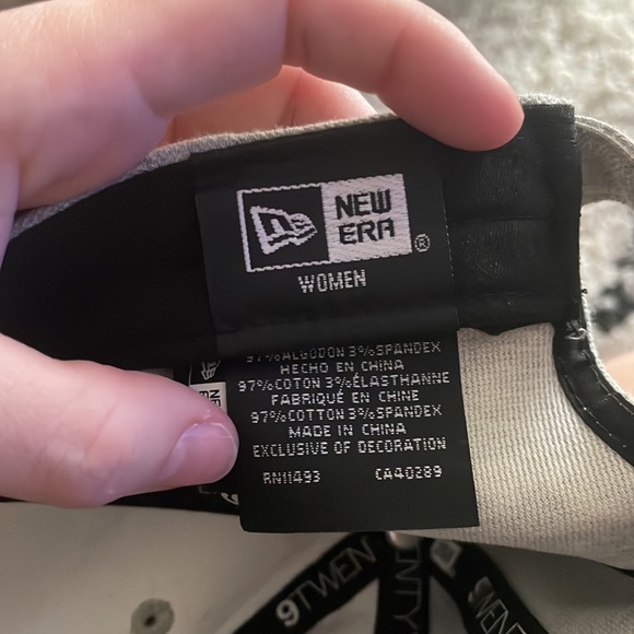 Seattle Mariners Official MLB New Era Hat - Picture 10 of 13